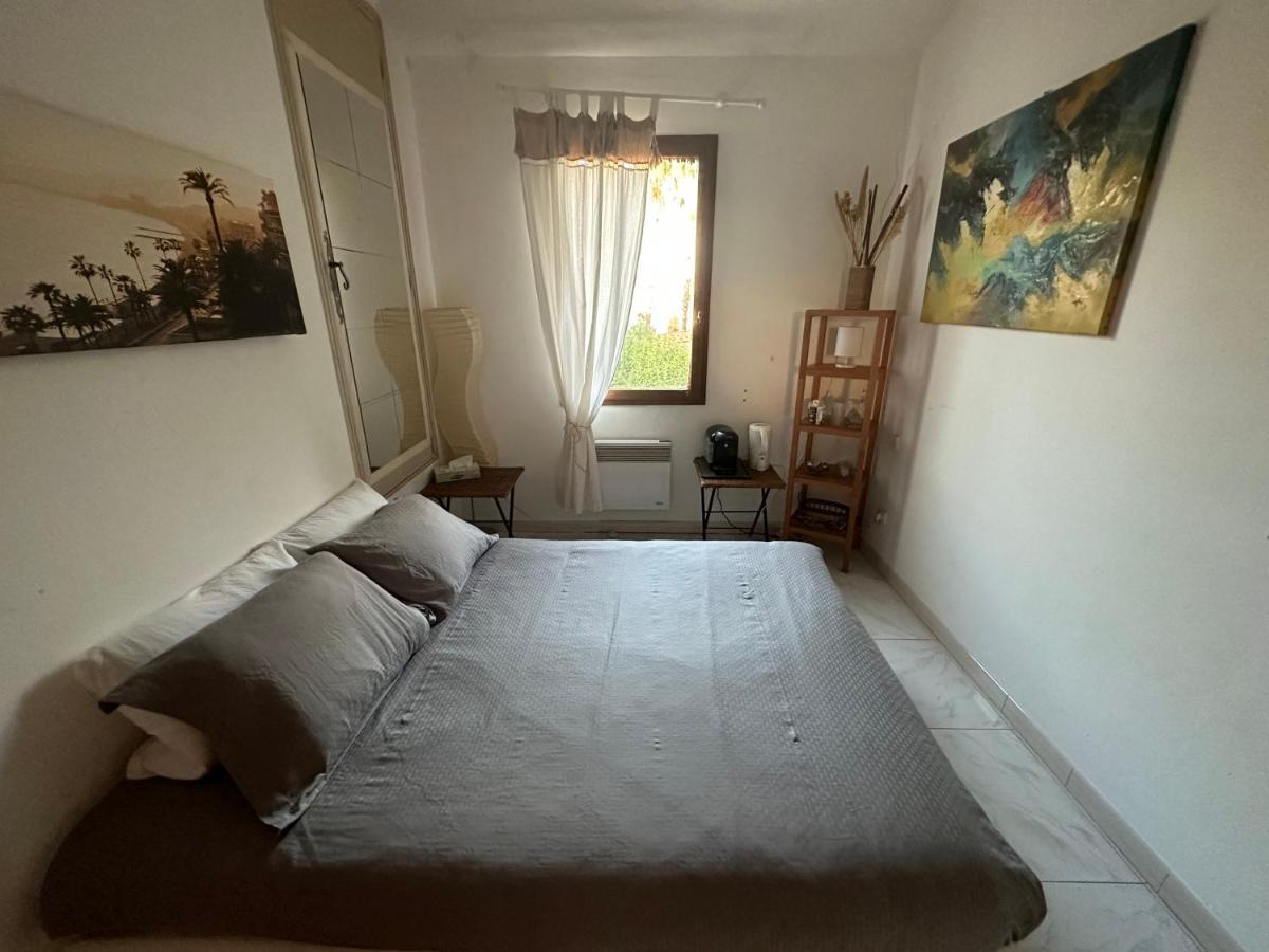 Chambre Prive Avec Sdb Privative Ле-Канне Экстерьер фото